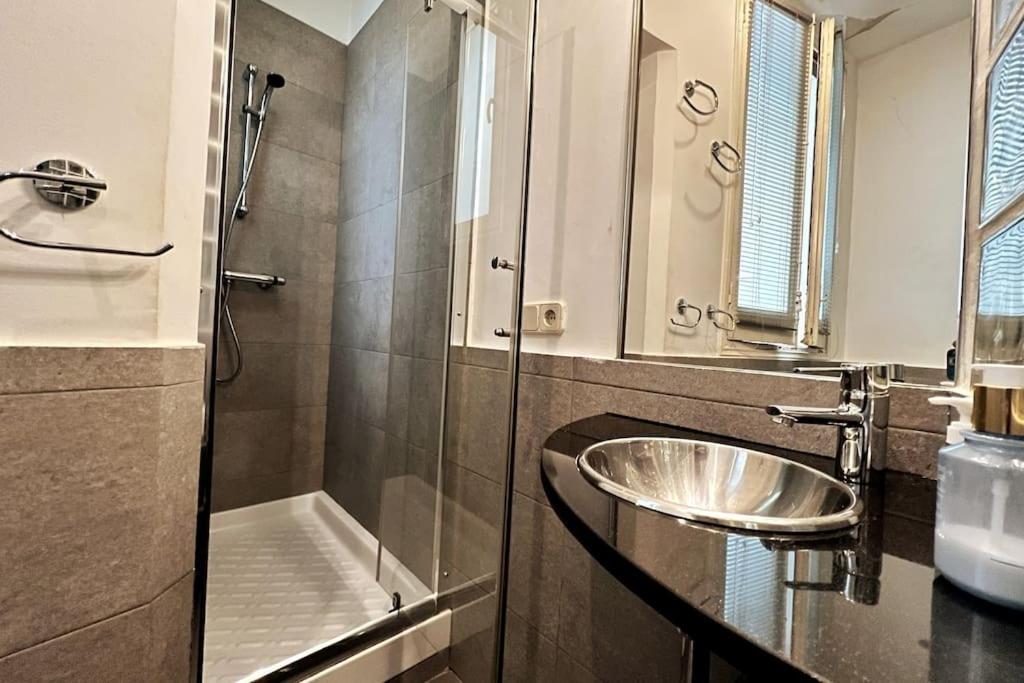 Ferienwohnung Alojamiento Entero Centro: Piso . Chueca Madrid Exterior foto