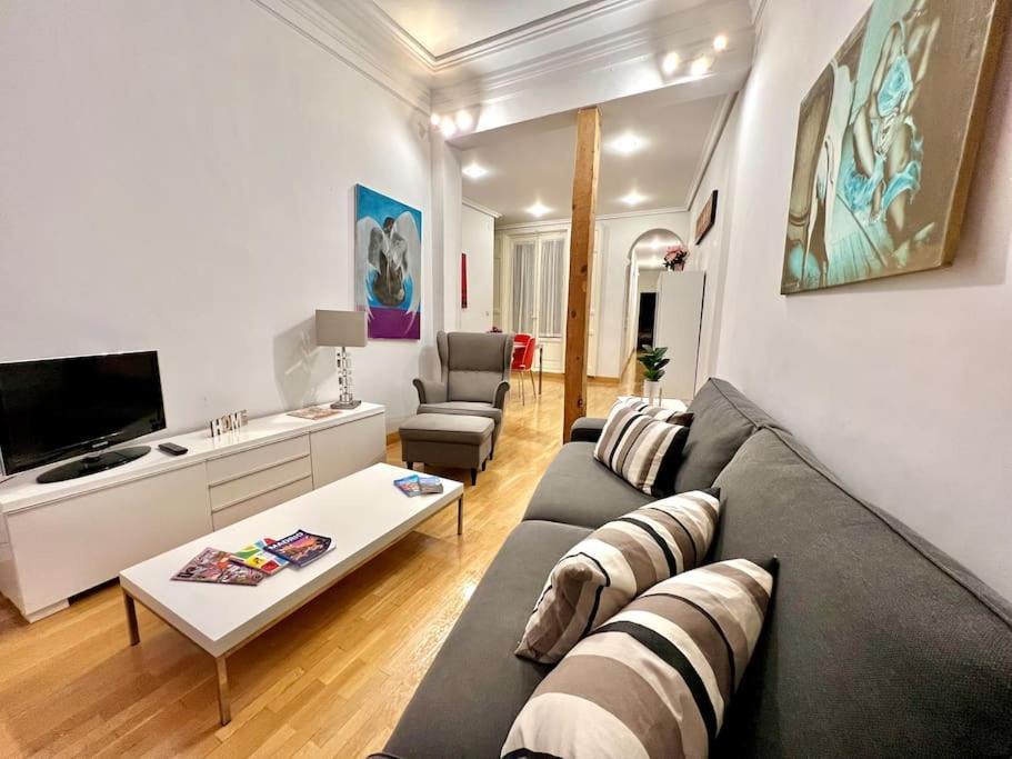 Ferienwohnung Alojamiento Entero Centro: Piso . Chueca Madrid Exterior foto