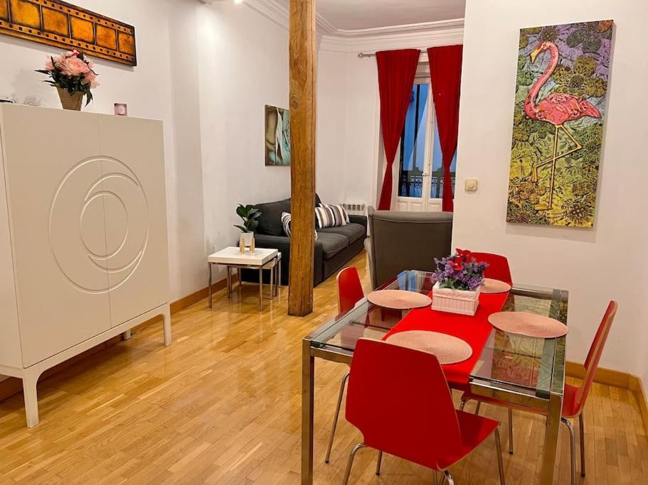 Ferienwohnung Alojamiento Entero Centro: Piso . Chueca Madrid Exterior foto