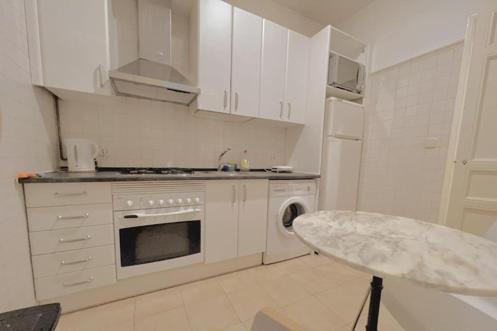 Ferienwohnung Alojamiento Entero Centro: Piso . Chueca Madrid Exterior foto